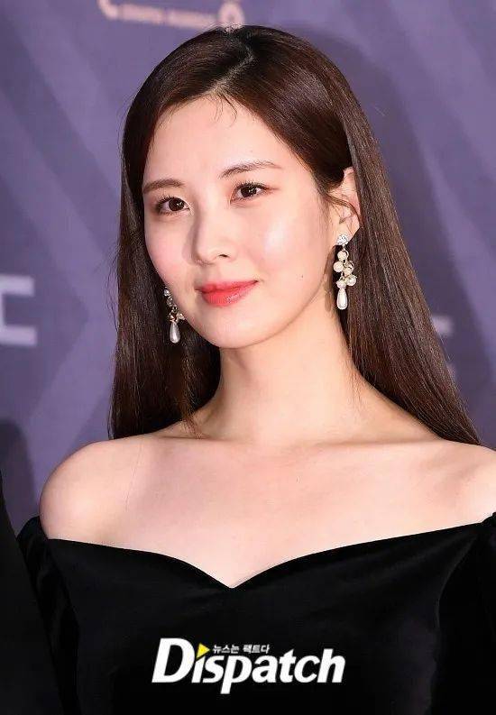 徐賢最新圖片，展現(xiàn)變化、學(xué)習(xí)與自信的力量