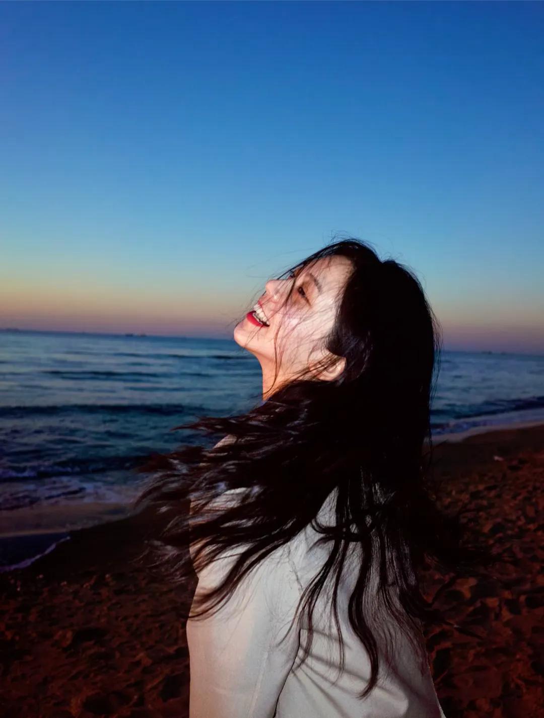 歐美最新背影頭像，引領(lǐng)時(shí)尚潮流的新寵