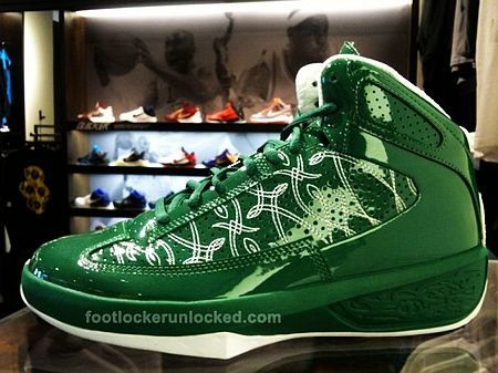 揭秘籃球傳奇雷阿倫的裝備升級之路，最新戰(zhàn)靴亮相！