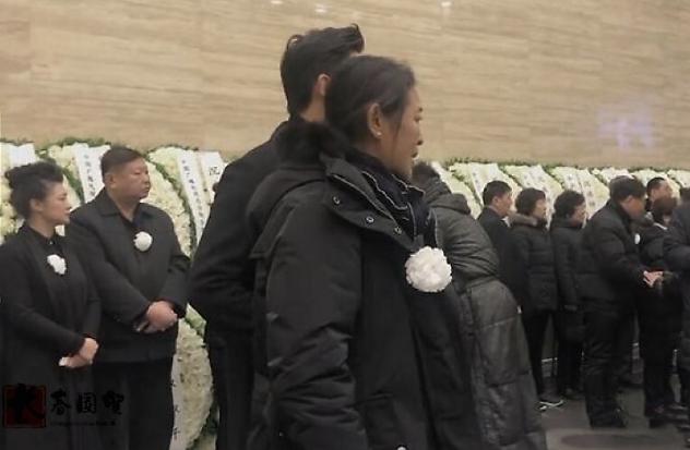 趙忠祥最新消息，科技巨頭引領(lǐng)潮流，全新高科技產(chǎn)品亮相舞臺