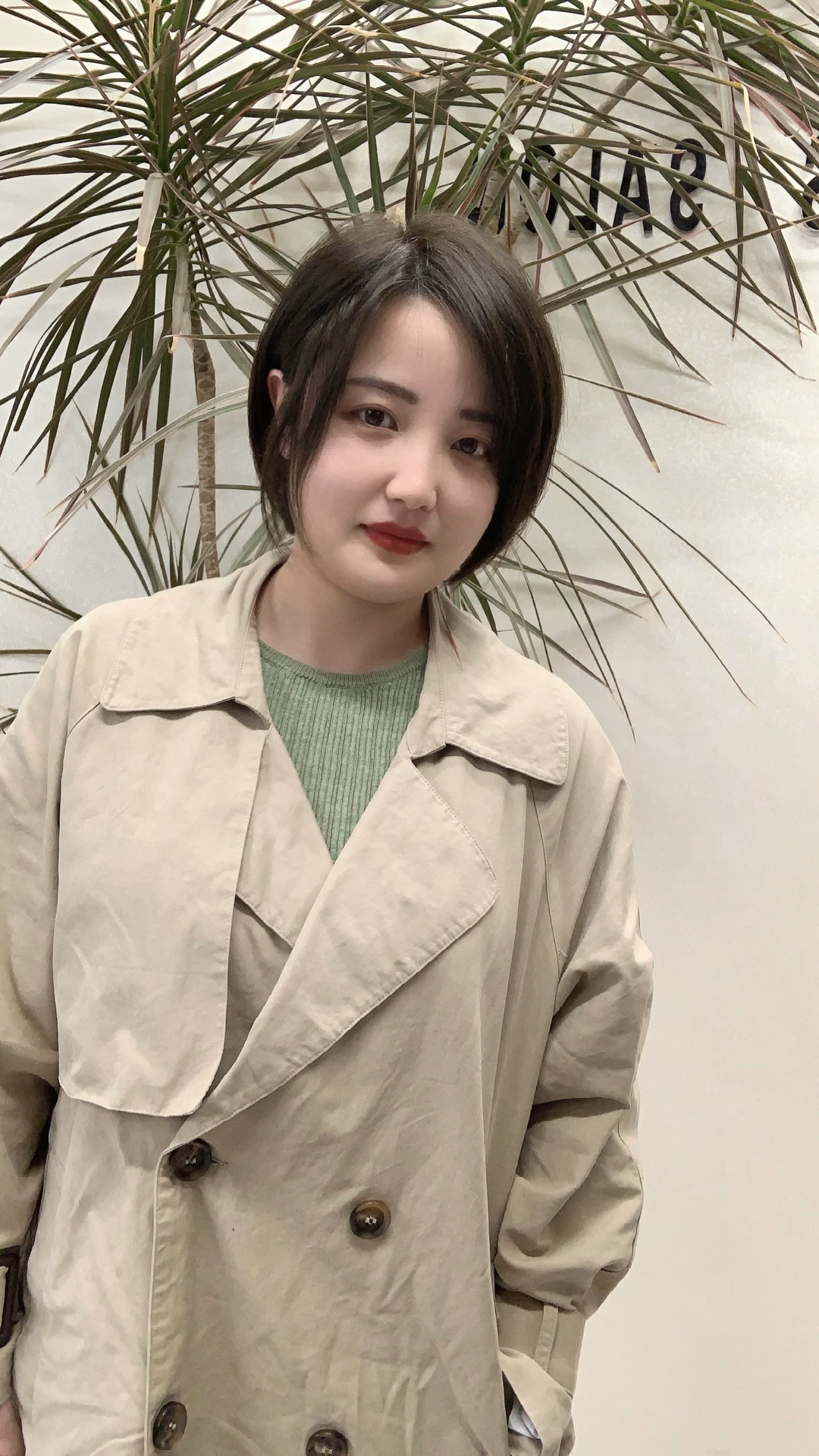 圓臉女生必備最新短發(fā)造型，小紅書上的流行趨勢(shì)一網(wǎng)打盡???♀?