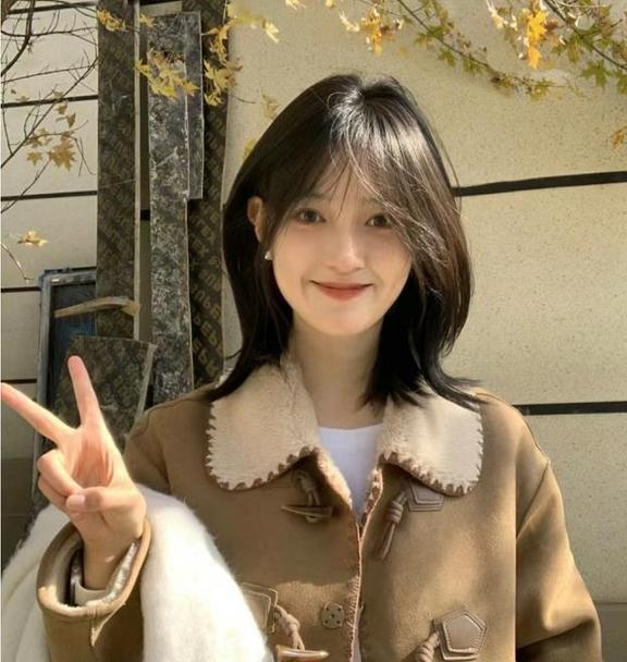 科技與時尚融合，2024年最新流行發(fā)型展望