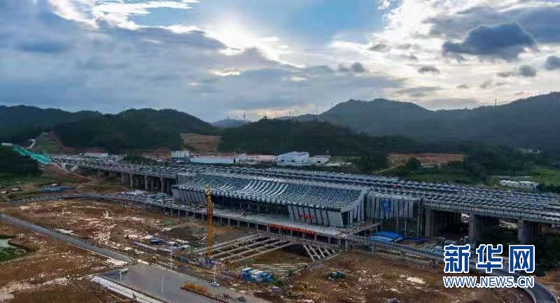 贛深高鐵施工進展、挑戰(zhàn)全方位解讀，最新消息速遞