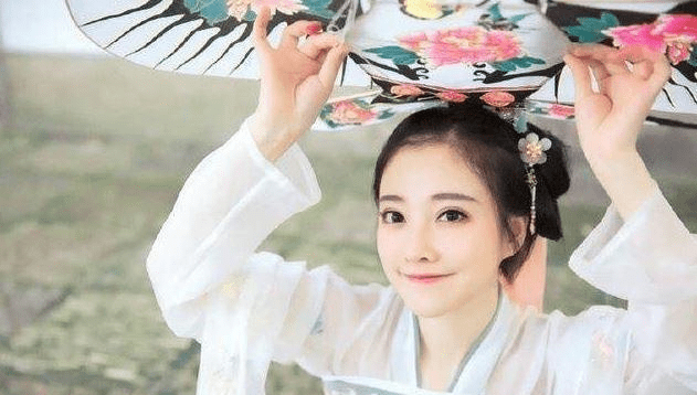 科技新品顛覆未來(lái)生活體驗(yàn)，慕雅哲云詩(shī)詩(shī)最新章節(jié)揭秘