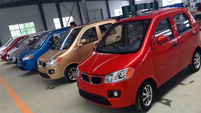 最新款老年代步車圖片，交通工具的革新與爭(zhēng)議熱議焦點(diǎn)