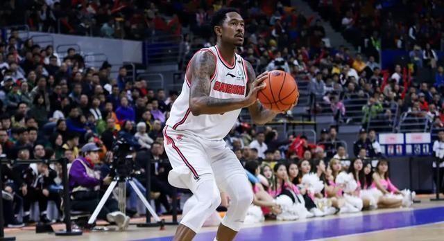 廣東籃球強(qiáng)隊(duì)注入全新力量，揭曉最新外援加盟消息