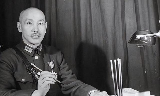 流行詞語最新動(dòng)態(tài)2024，小巷深處的隱藏瑰寶亮相街頭潮流前線