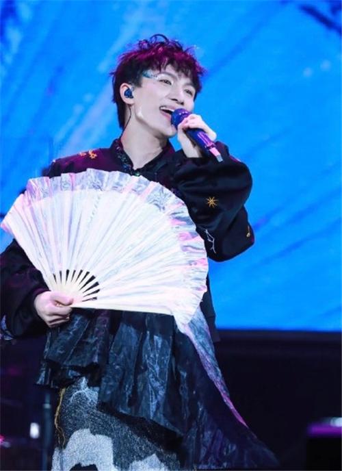 火花最新歌曲，自然美景之旅，探尋內(nèi)心的平和寧靜