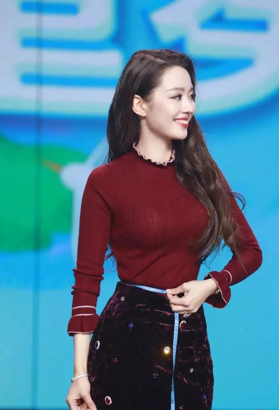 最新女星視頻，星光變化中的自信與成就力量