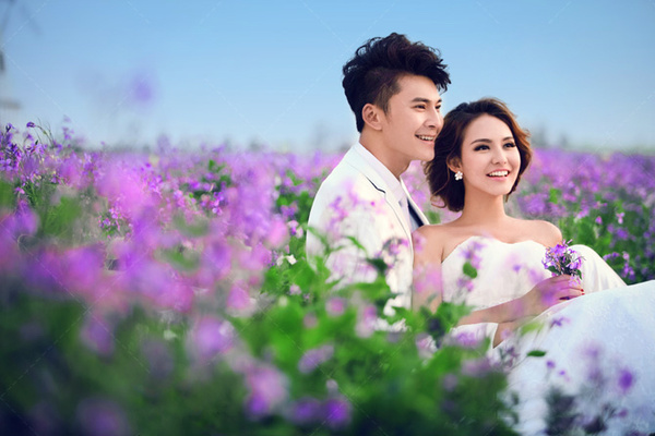 秋霞最新婚,秋霞最新婚，一場自然美景的探索之旅