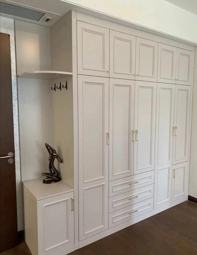 壁柜最新款安裝指南，最新壁柜款式及其安裝步驟詳解