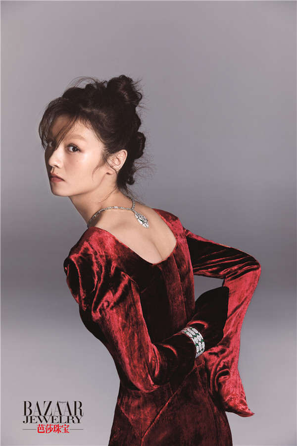 演員春夏照片，光影藝術(shù)中的璀璨人生