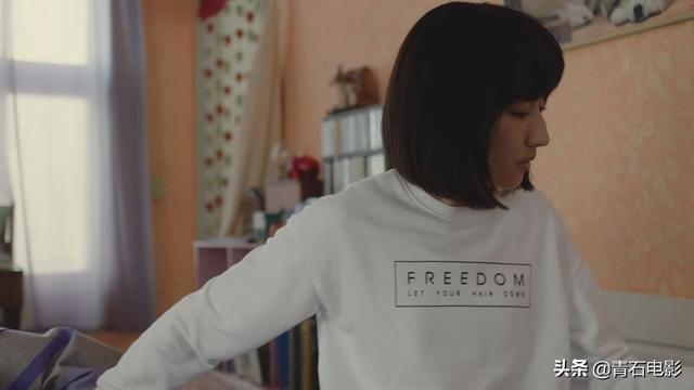演員何佳，炸裂演技，魅力四射??