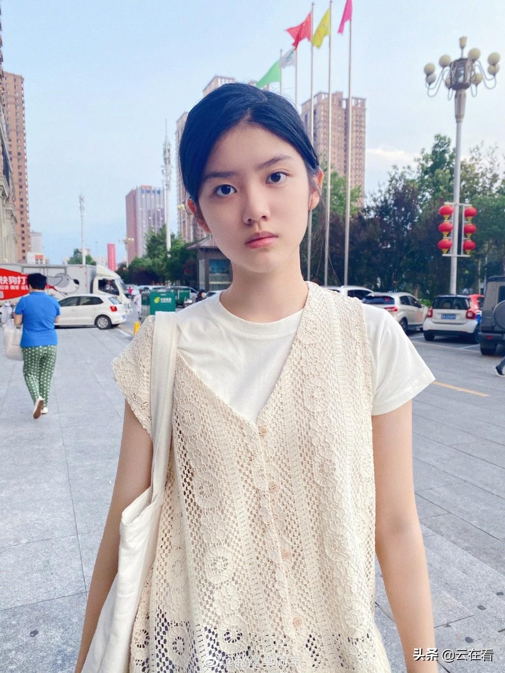 趙蘊(yùn)卓近照，日常小確幸與友情的溫馨時(shí)光