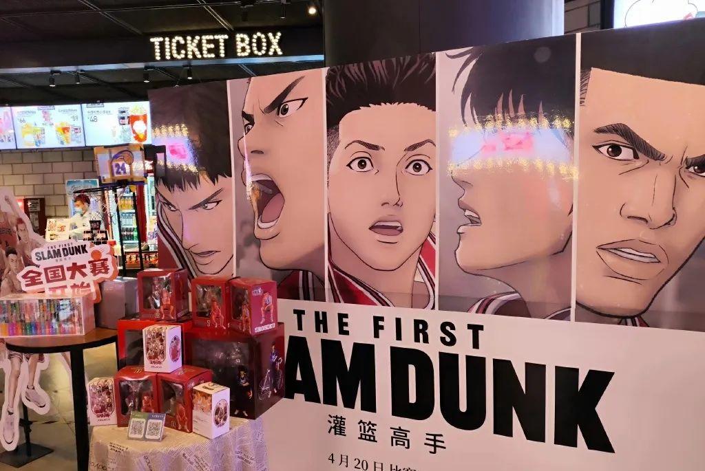 電影80后引領(lǐng)科技潮流，新一代高科技產(chǎn)品體驗(yàn)之旅