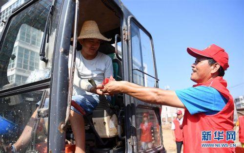 合肥西瓜最新售價(jià)揭秘，價(jià)格走勢(shì)大揭秘????