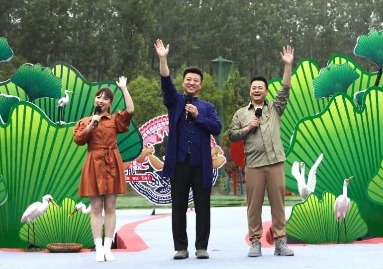 張?zhí)J葦最新客家話視頻，親情與友情的溫馨日常