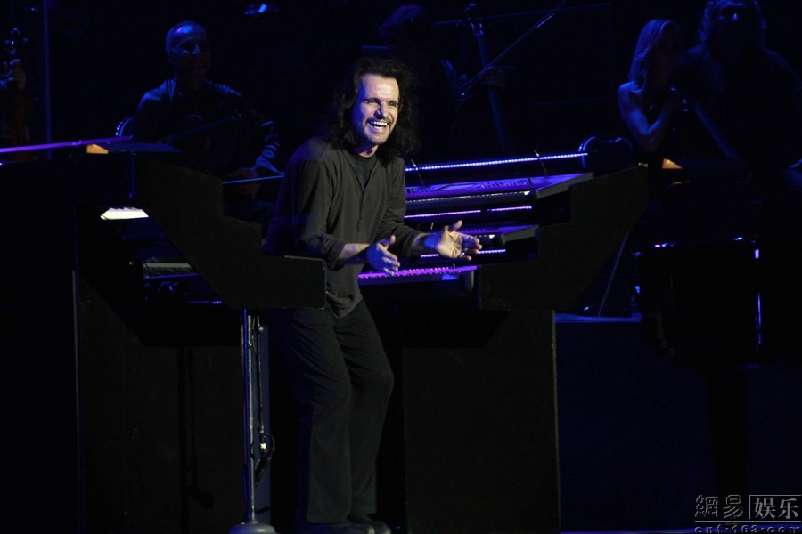 雅尼最新音樂專輯，音樂之家的溫馨日常之旅