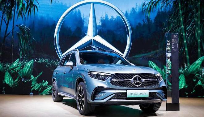 GLC350奔馳最新報(bào)價(jià)，購(gòu)車(chē)之旅的溫馨指南