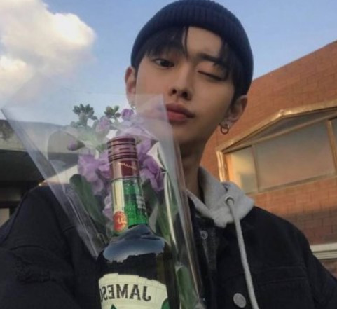 最新男頭像傷感制作指南，步驟與情感表達(dá)