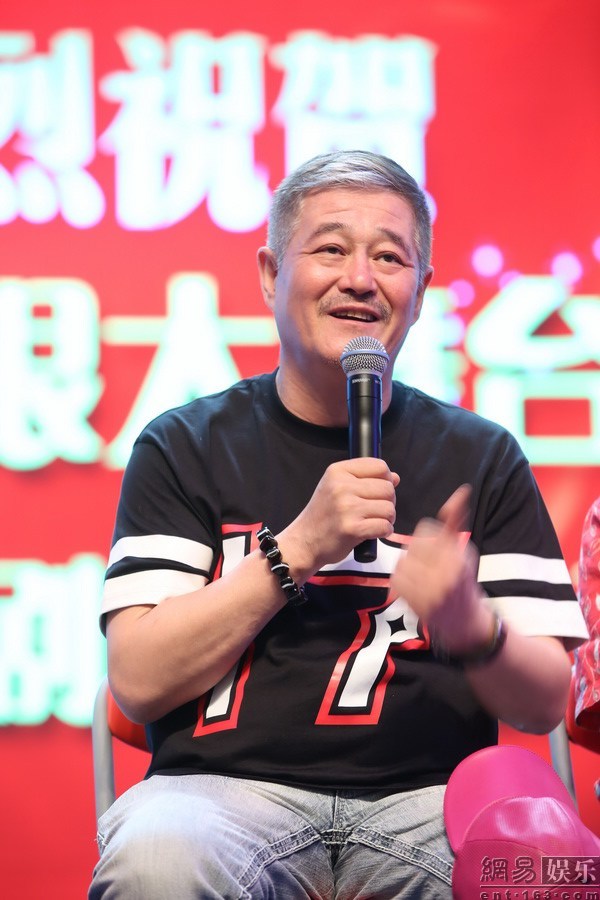 趙本山最新互動(dòng)揭秘，近距離感受喜劇大師的魅力傳奇