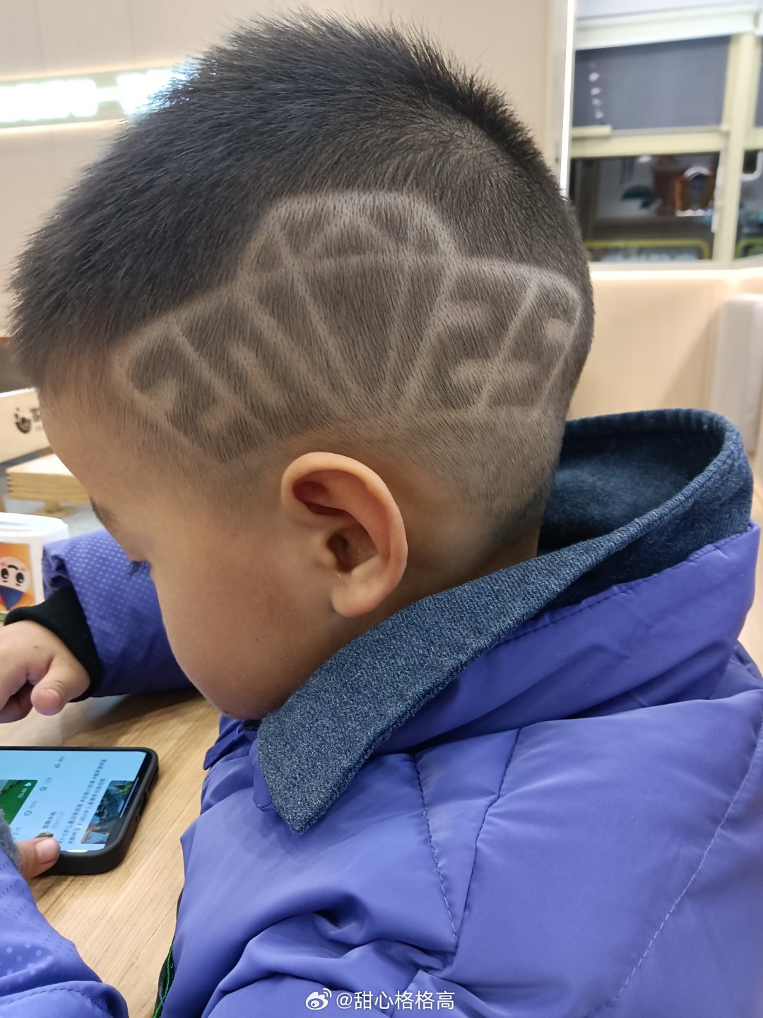 小杰的潮流之旅，最新兒童發(fā)型男的友情故事與發(fā)型風(fēng)采