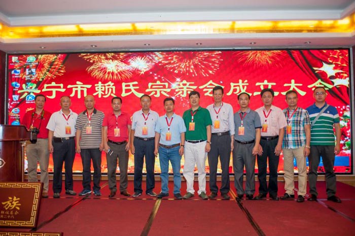 賴氏最新動態(tài)引領(lǐng)科技潮流，重塑未來生活體驗新篇章