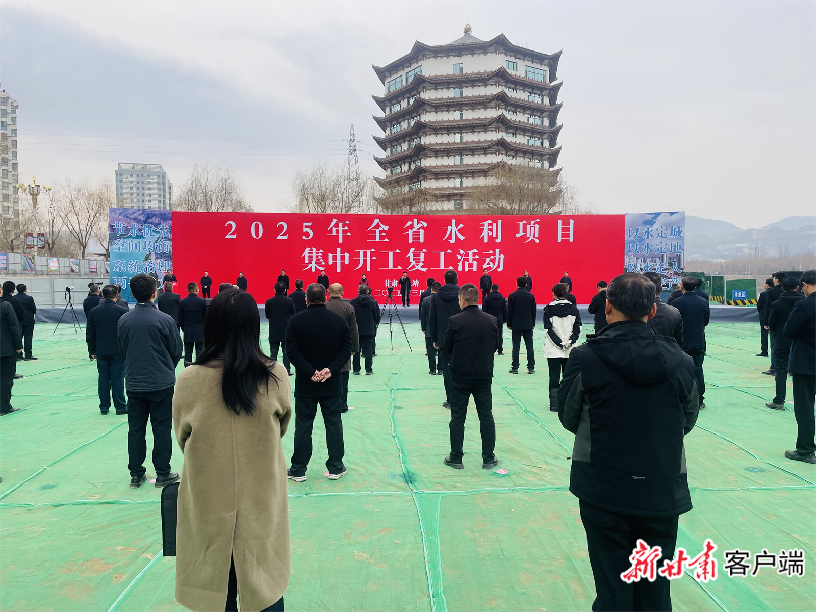 甘肅復(fù)工最新動態(tài)，自然美景探索之旅，重拾內(nèi)心平靜