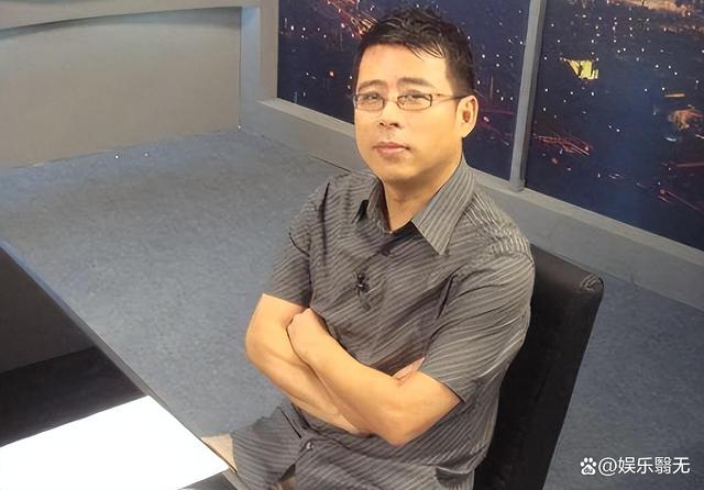 阿丘最新微博，社交媒體時(shí)代的言論自由與責(zé)任探討